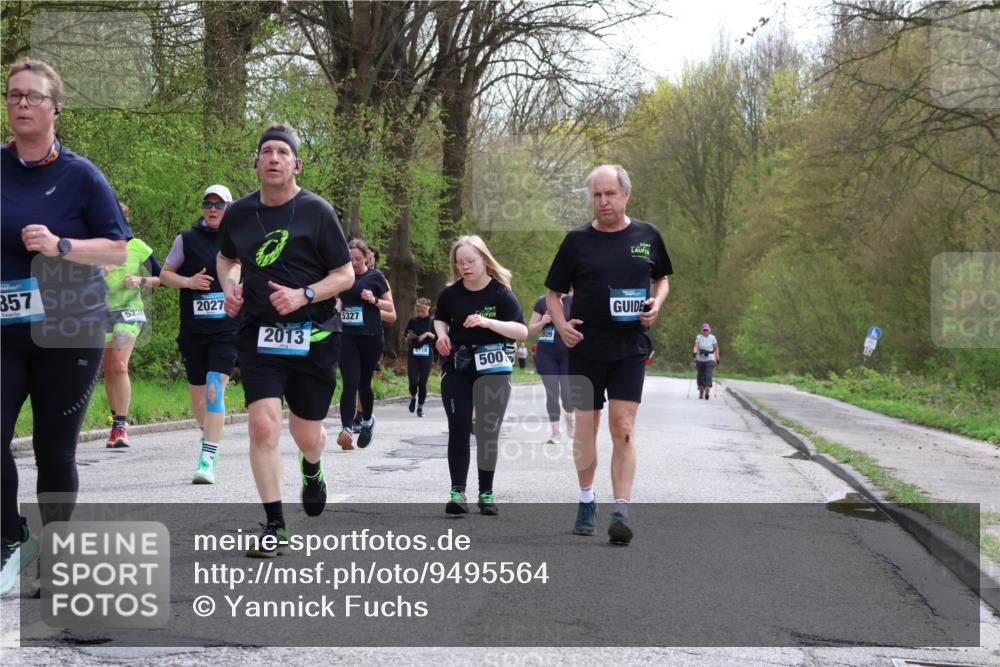 12.04.2026 - 45. Internationalen Wilhelmsburger Insellauf Yannick Fuchs http://msf.ph/oto/9495564 12.04.2026 13:06:06 Laufen 357, 523, 2027, 2013, 5327, 4718, 500 meine-sportfotos.de