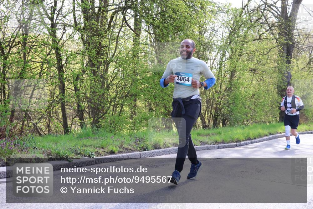 12.04.2026 - 45. Internationalen Wilhelmsburger Insellauf Yannick Fuchs http://msf.ph/oto/9495567 12.04.2026 10:51:05 Laufen 3064, 2204 meine-sportfotos.de