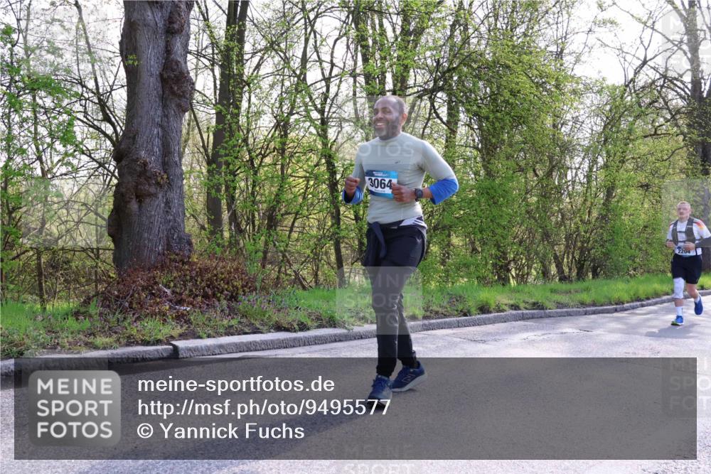 12.04.2026 - 45. Internationalen Wilhelmsburger Insellauf Yannick Fuchs http://msf.ph/oto/9495577 12.04.2026 10:51:06 Laufen 3064, 2204 meine-sportfotos.de