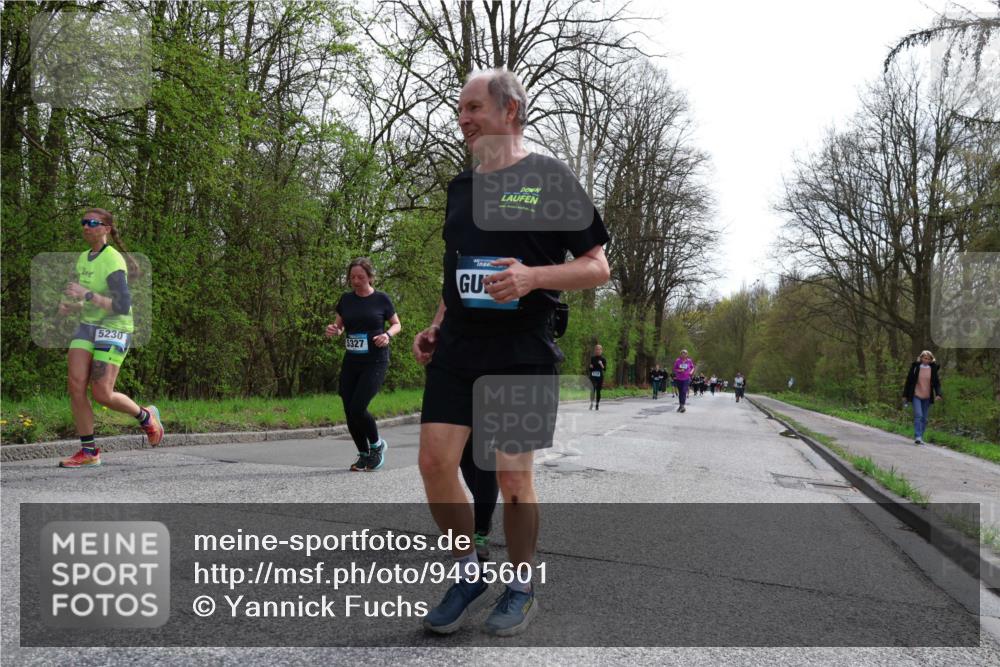 12.04.2026 - 45. Internationalen Wilhelmsburger Insellauf Yannick Fuchs http://msf.ph/oto/9495601 12.04.2026 13:06:12 Laufen 5230, 5327 meine-sportfotos.de