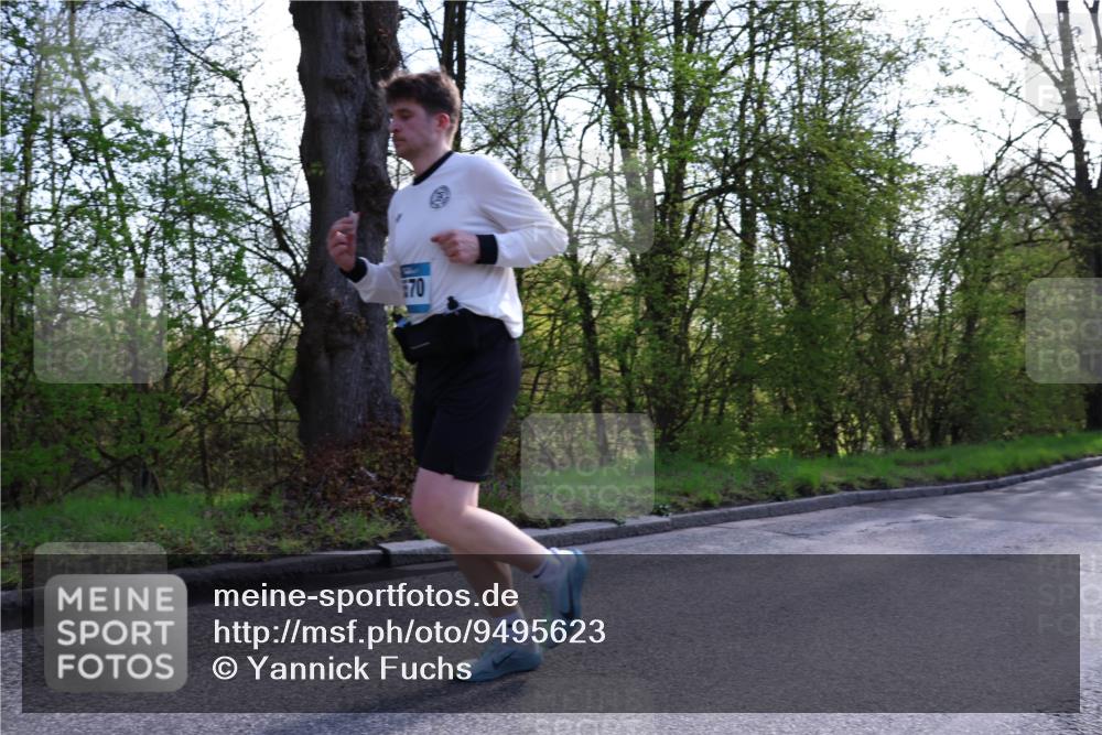 12.04.2026 - 45. Internationalen Wilhelmsburger Insellauf Yannick Fuchs http://msf.ph/oto/9495623 12.04.2026 10:51:10 Laufen 70 meine-sportfotos.de