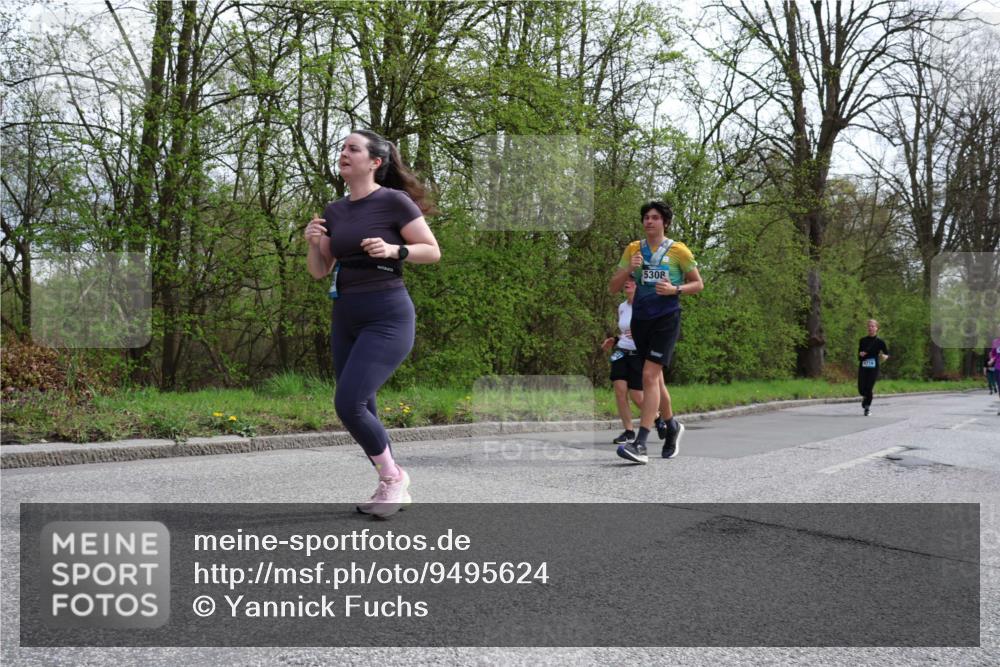 12.04.2026 - 45. Internationalen Wilhelmsburger Insellauf Yannick Fuchs http://msf.ph/oto/9495624 12.04.2026 13:06:15 Laufen 5308, 4714 meine-sportfotos.de