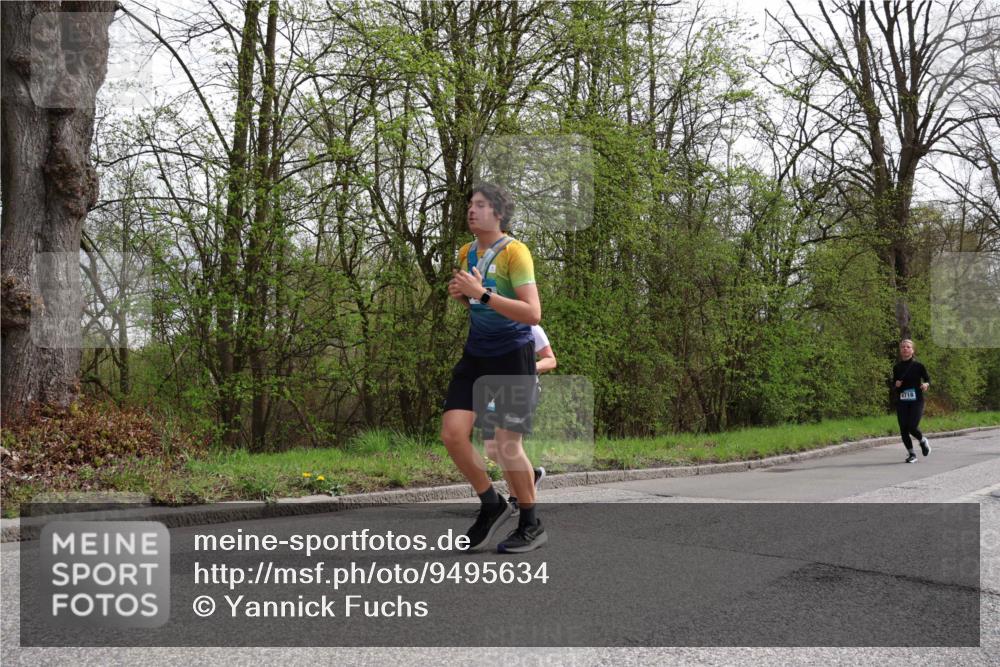 12.04.2026 - 45. Internationalen Wilhelmsburger Insellauf Yannick Fuchs http://msf.ph/oto/9495634 12.04.2026 13:06:16 Laufen 4718 meine-sportfotos.de