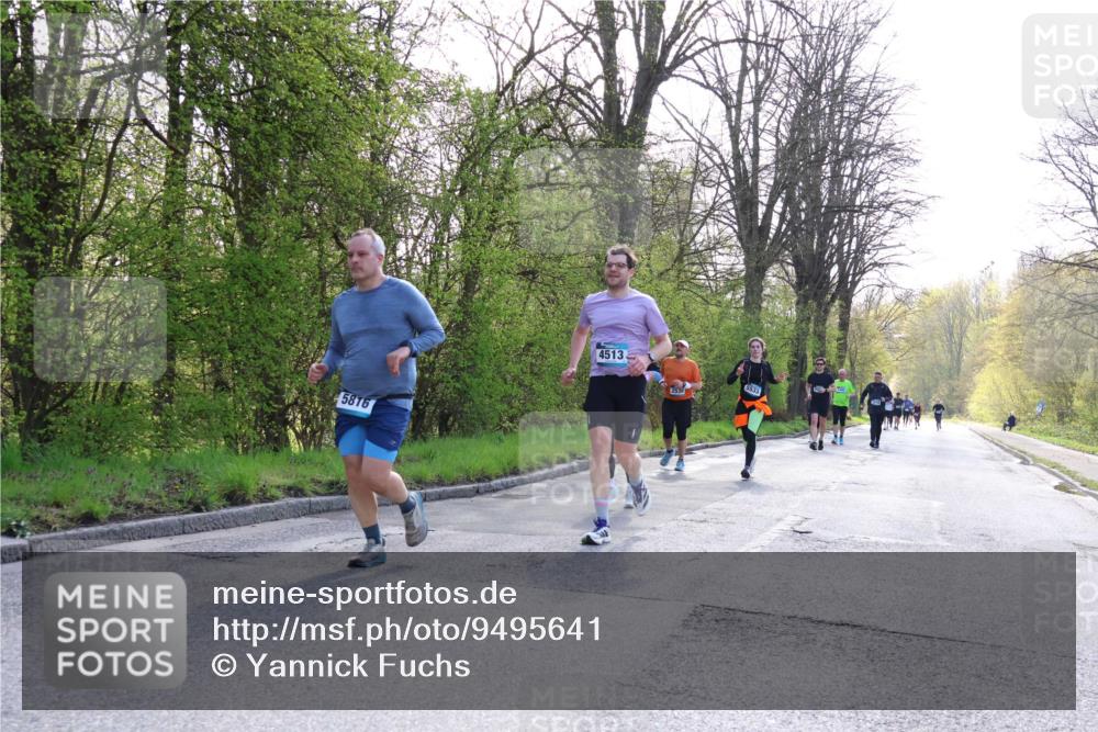 12.04.2026 - 45. Internationalen Wilhelmsburger Insellauf Yannick Fuchs http://msf.ph/oto/9495641 12.04.2026 10:51:13 Laufen 5816, 4513, 2530, 5533 meine-sportfotos.de