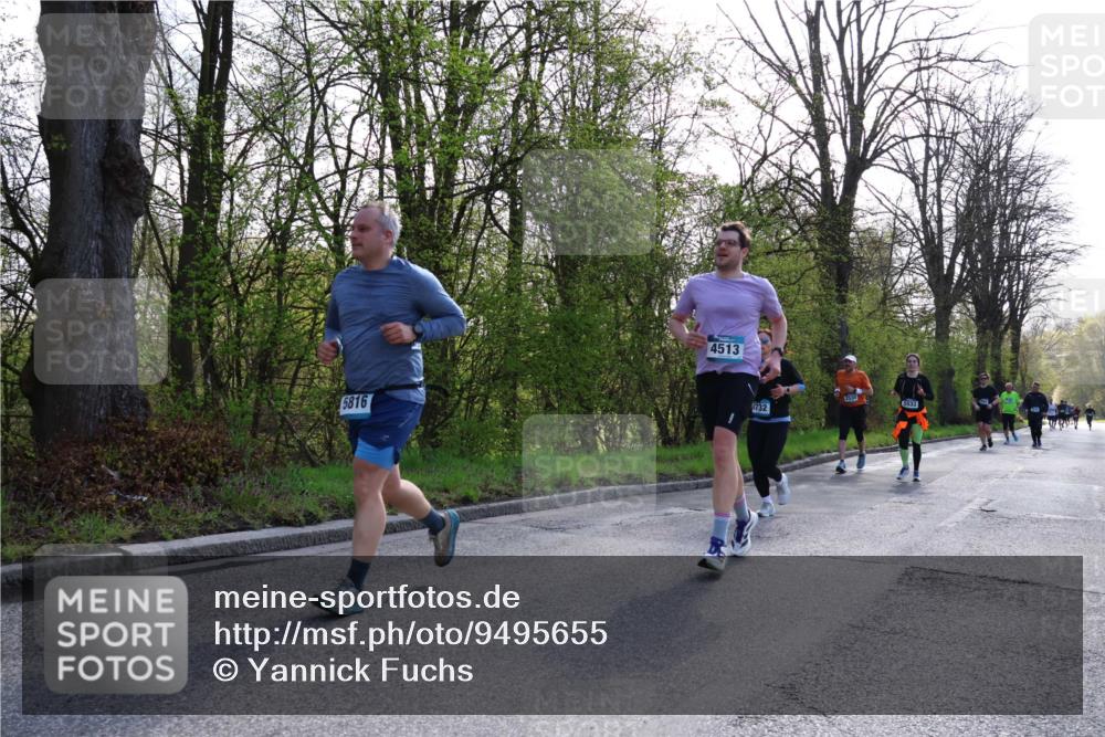 12.04.2026 - 45. Internationalen Wilhelmsburger Insellauf Yannick Fuchs http://msf.ph/oto/9495655 12.04.2026 10:51:14 Laufen 5816, 4513, 732, 2530, 5533 meine-sportfotos.de