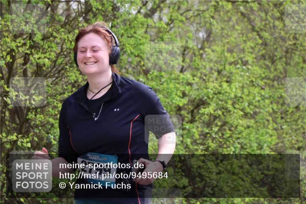 12.04.2026 - 45. Internationalen Wilhelmsburger Insellauf Yannick Fuchs http://msf.ph/oto/9495684 12.04.2026 13:06:25 Laufen 2799 meine-sportfotos.de