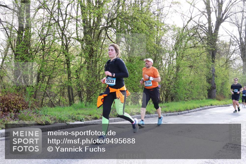 12.04.2026 - 45. Internationalen Wilhelmsburger Insellauf Yannick Fuchs http://msf.ph/oto/9495688 12.04.2026 10:51:17 Laufen 5533, 2530, 2664 meine-sportfotos.de
