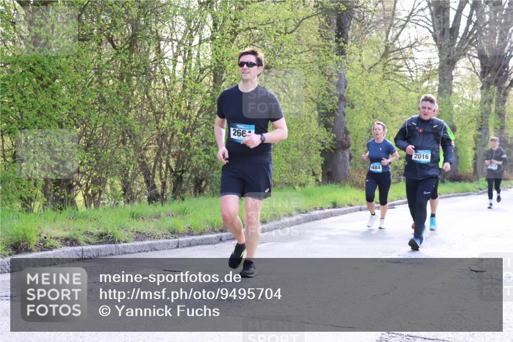 12.04.2026 - 45. Internationalen Wilhelmsburger Insellauf Yannick Fuchs http://msf.ph/oto/9495704 12.04.2026 10:51:19 Laufen 266, 4484, 2016, 910 meine-sportfotos.de