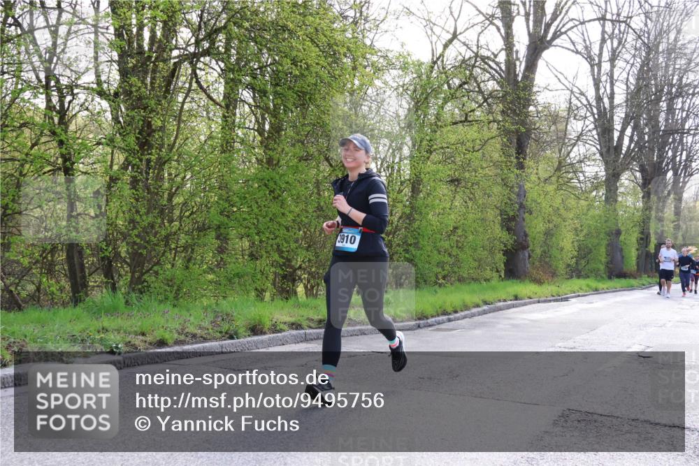 12.04.2026 - 45. Internationalen Wilhelmsburger Insellauf Yannick Fuchs http://msf.ph/oto/9495756 12.04.2026 10:51:25 Laufen 3910 meine-sportfotos.de