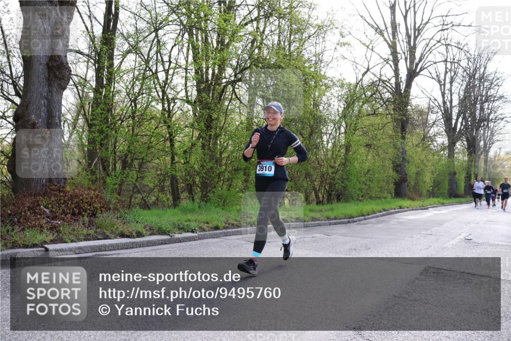 12.04.2026 - 45. Internationalen Wilhelmsburger Insellauf Yannick Fuchs http://msf.ph/oto/9495760 12.04.2026 10:51:25 Laufen 3910 meine-sportfotos.de