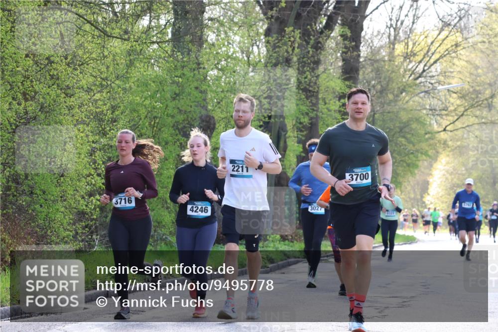 12.04.2026 - 45. Internationalen Wilhelmsburger Insellauf Yannick Fuchs http://msf.ph/oto/9495778 12.04.2026 10:51:28 Laufen 3716, 4246, 2211, 3027, 3700, 5742 meine-sportfotos.de