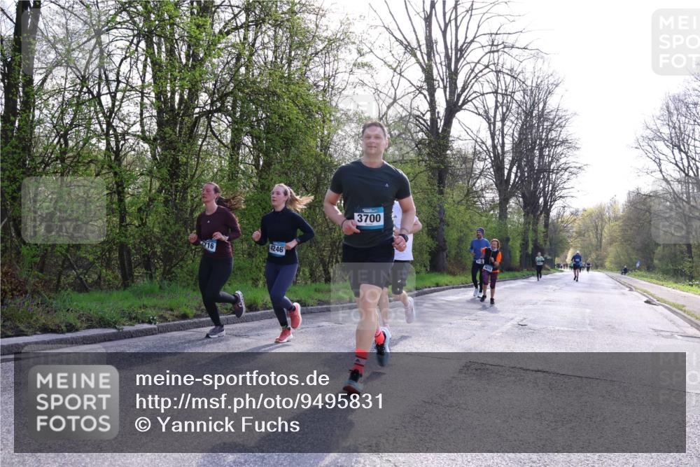 12.04.2026 - 45. Internationalen Wilhelmsburger Insellauf Yannick Fuchs http://msf.ph/oto/9495831 12.04.2026 10:51:33 Laufen 716, 4246, 3700 meine-sportfotos.de