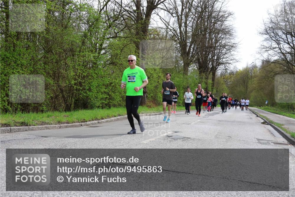 12.04.2026 - 45. Internationalen Wilhelmsburger Insellauf Yannick Fuchs http://msf.ph/oto/9495863 12.04.2026 13:06:46 Laufen 4518, 3071 meine-sportfotos.de