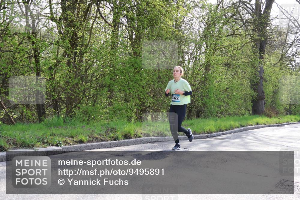 12.04.2026 - 45. Internationalen Wilhelmsburger Insellauf Yannick Fuchs http://msf.ph/oto/9495891 12.04.2026 10:51:42 Laufen 3322 meine-sportfotos.de