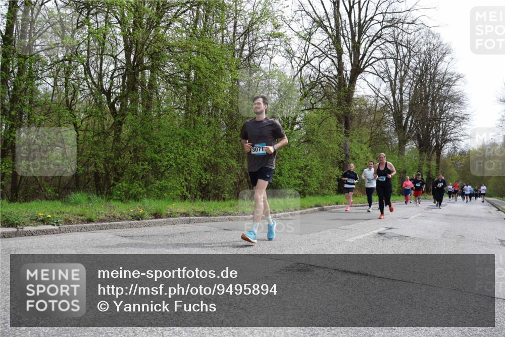 12.04.2026 - 45. Internationalen Wilhelmsburger Insellauf Yannick Fuchs http://msf.ph/oto/9495894 12.04.2026 13:06:49 Laufen 3071, 2894, 4905 meine-sportfotos.de
