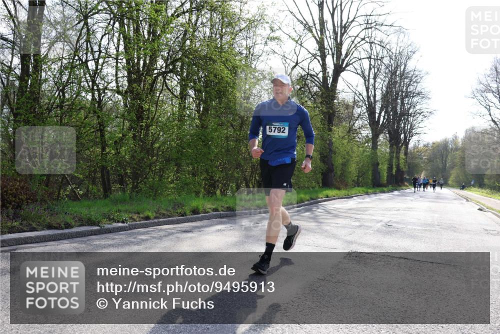 12.04.2026 - 45. Internationalen Wilhelmsburger Insellauf Yannick Fuchs http://msf.ph/oto/9495913 12.04.2026 10:51:44 Laufen 5792 meine-sportfotos.de
