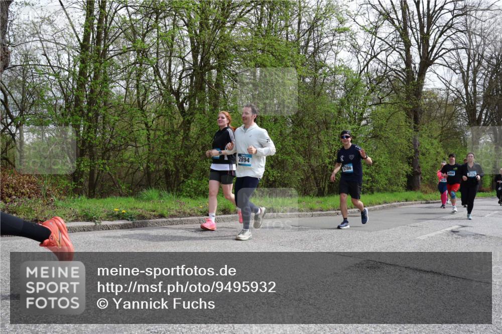 12.04.2026 - 45. Internationalen Wilhelmsburger Insellauf Yannick Fuchs http://msf.ph/oto/9495932 12.04.2026 13:06:52 Laufen 2894, 5786, 4998, 2175 meine-sportfotos.de