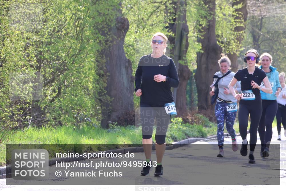 12.04.2026 - 45. Internationalen Wilhelmsburger Insellauf Yannick Fuchs http://msf.ph/oto/9495943 12.04.2026 10:51:51 Laufen 241, 2203, 2221 meine-sportfotos.de