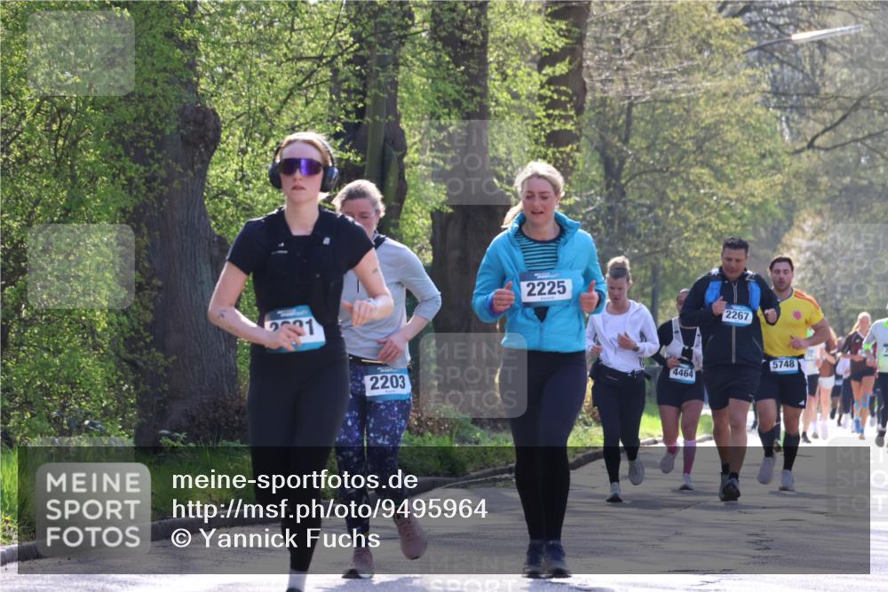 12.04.2026 - 45. Internationalen Wilhelmsburger Insellauf Yannick Fuchs http://msf.ph/oto/9495964 12.04.2026 10:51:54 Laufen 31, 2203, 2225, 2267, 4464, 5748 meine-sportfotos.de