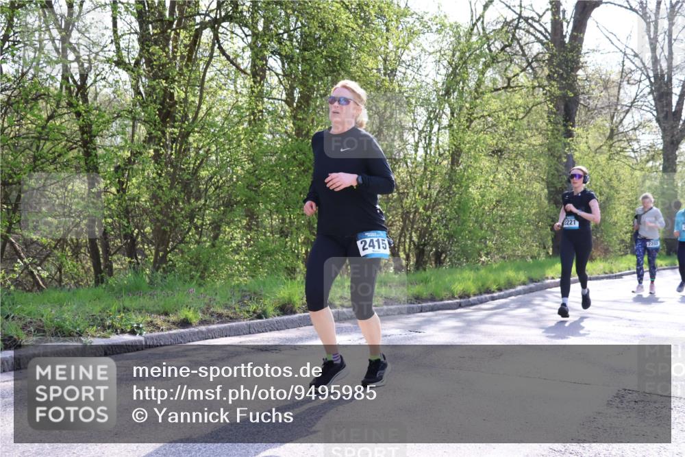 12.04.2026 - 45. Internationalen Wilhelmsburger Insellauf Yannick Fuchs http://msf.ph/oto/9495985 12.04.2026 10:51:57 Laufen 2415, 2221, 2200 meine-sportfotos.de