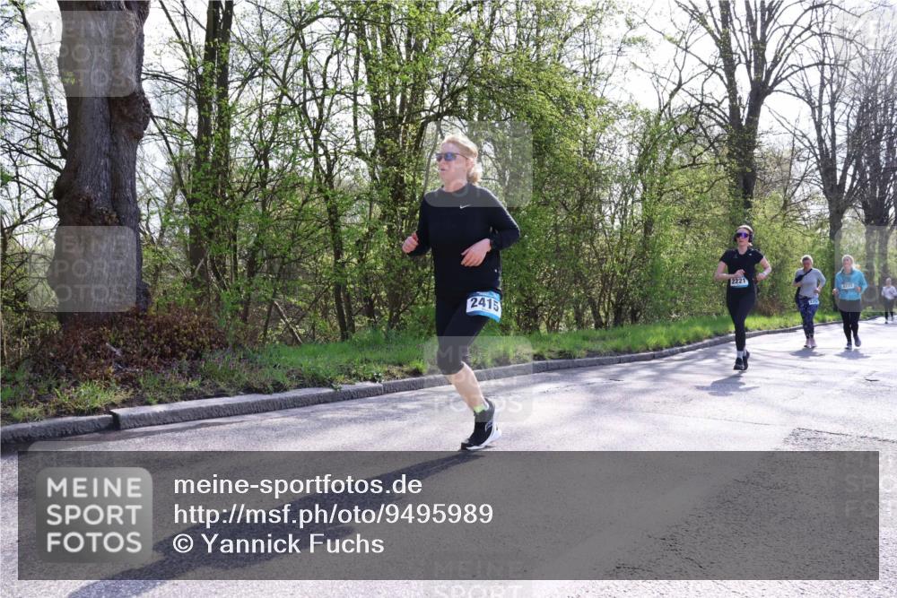 12.04.2026 - 45. Internationalen Wilhelmsburger Insellauf Yannick Fuchs http://msf.ph/oto/9495989 12.04.2026 10:51:58 Laufen 2415, 2221, 2225 meine-sportfotos.de