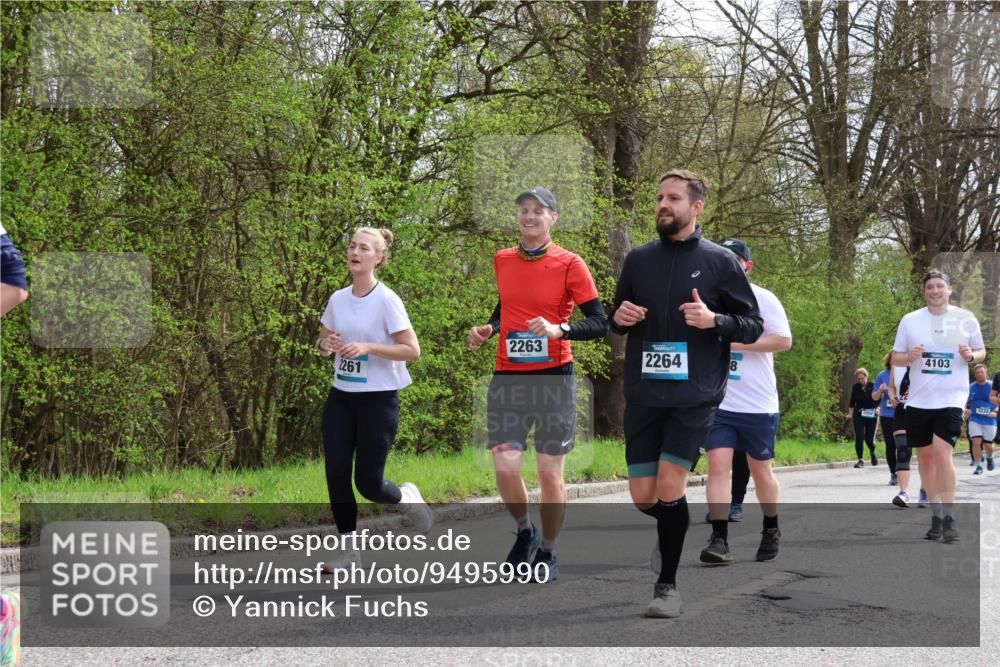 12.04.2026 - 45. Internationalen Wilhelmsburger Insellauf Yannick Fuchs http://msf.ph/oto/9495990 12.04.2026 13:07:03 Laufen 2261, 2263, 8, 2264, 4103, 3233 meine-sportfotos.de
