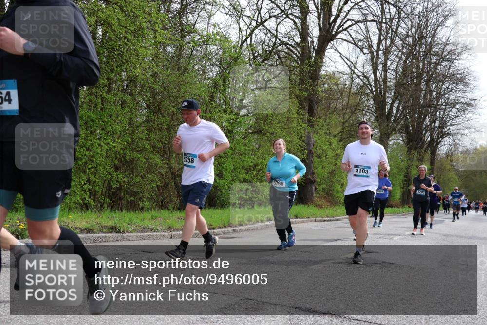 12.04.2026 - 45. Internationalen Wilhelmsburger Insellauf Yannick Fuchs http://msf.ph/oto/9496005 12.04.2026 13:07:05 Laufen 64, 5258, 3766, 4103, 4803, 3203 meine-sportfotos.de