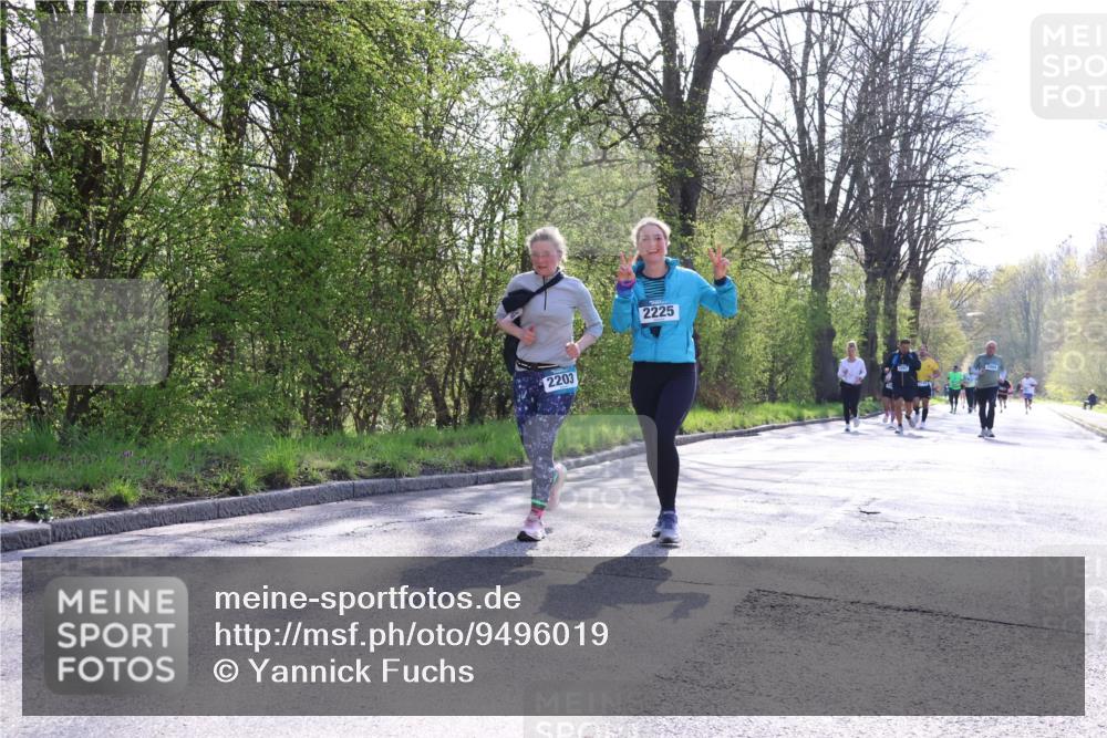 12.04.2026 - 45. Internationalen Wilhelmsburger Insellauf Yannick Fuchs http://msf.ph/oto/9496019 12.04.2026 10:52:01 Laufen 2203, 2225 meine-sportfotos.de