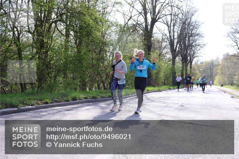 12.04.2026 - 45. Internationalen Wilhelmsburger Insellauf Yannick Fuchs http://msf.ph/oto/9496021 12.04.2026 10:52:01 Laufen 2203, 2225 meine-sportfotos.de