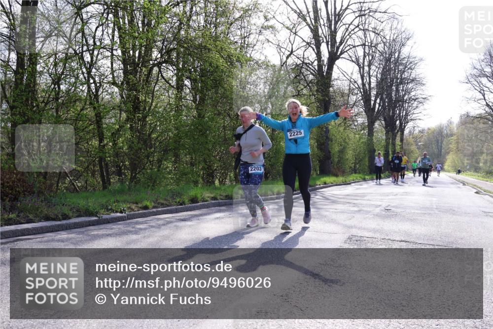 12.04.2026 - 45. Internationalen Wilhelmsburger Insellauf Yannick Fuchs http://msf.ph/oto/9496026 12.04.2026 10:52:01 Laufen 2203, 2225 meine-sportfotos.de