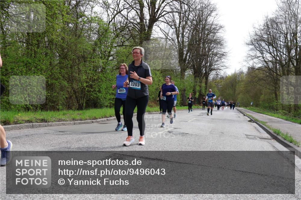 12.04.2026 - 45. Internationalen Wilhelmsburger Insellauf Yannick Fuchs http://msf.ph/oto/9496043 12.04.2026 13:07:08 Laufen 4803, 3203 meine-sportfotos.de