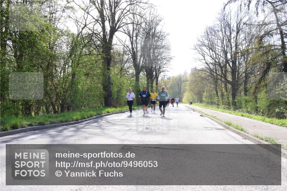 12.04.2026 - 45. Internationalen Wilhelmsburger Insellauf Yannick Fuchs http://msf.ph/oto/9496053 12.04.2026 10:52:04 Laufen 2864 meine-sportfotos.de