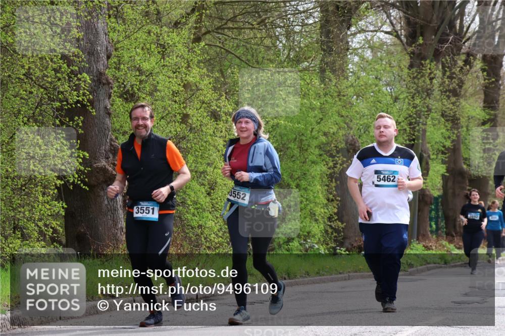 12.04.2026 - 45. Internationalen Wilhelmsburger Insellauf Yannick Fuchs http://msf.ph/oto/9496109 12.04.2026 13:07:19 Laufen 3551, 3552, 5462 meine-sportfotos.de