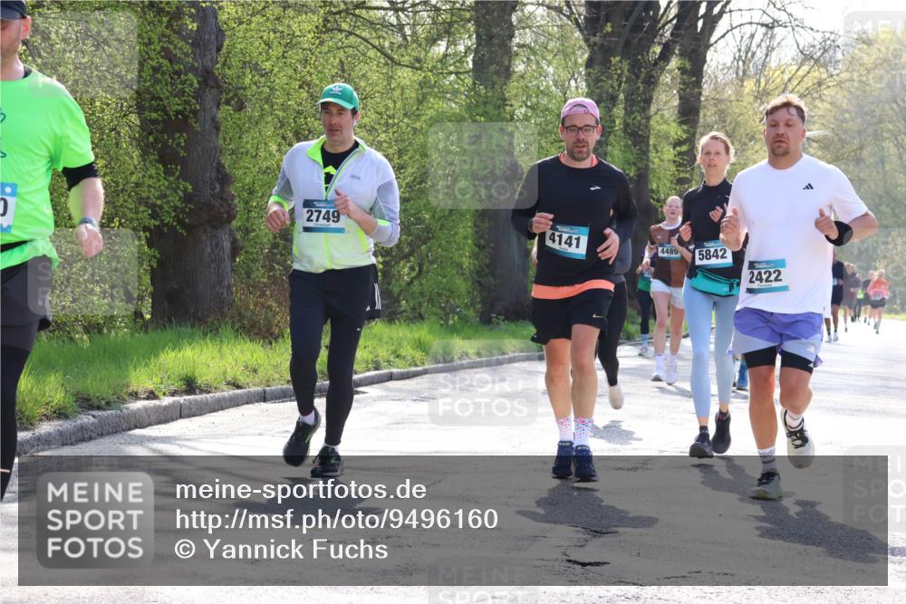 12.04.2026 - 45. Internationalen Wilhelmsburger Insellauf Yannick Fuchs http://msf.ph/oto/9496160 12.04.2026 10:52:15 Laufen 2749, 4141, 4489, 5842, 2422 meine-sportfotos.de