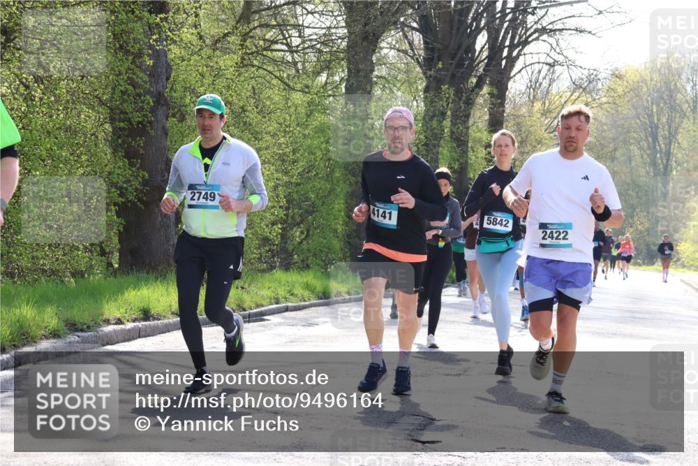 12.04.2026 - 45. Internationalen Wilhelmsburger Insellauf Yannick Fuchs http://msf.ph/oto/9496164 12.04.2026 10:52:16 Laufen 2749, 4141, 5842, 2422 meine-sportfotos.de