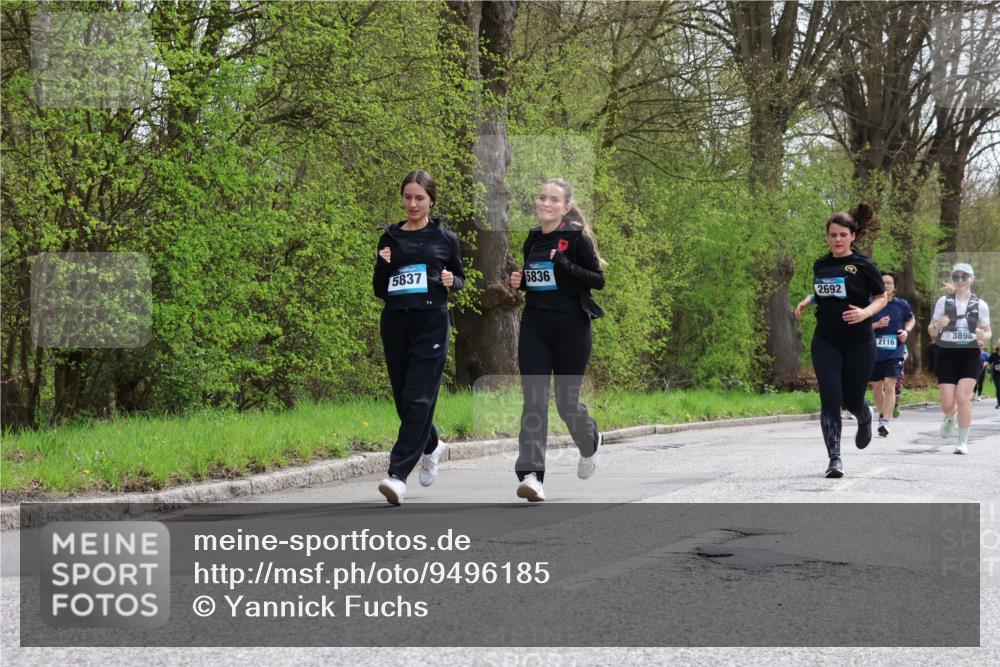 12.04.2026 - 45. Internationalen Wilhelmsburger Insellauf Yannick Fuchs http://msf.ph/oto/9496185 12.04.2026 13:07:28 Laufen 5837, 5836, 2692, 3896, 2116 meine-sportfotos.de