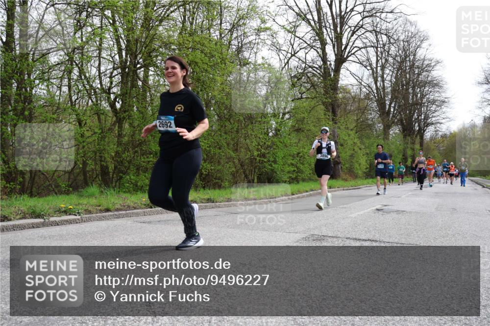 12.04.2026 - 45. Internationalen Wilhelmsburger Insellauf Yannick Fuchs http://msf.ph/oto/9496227 12.04.2026 13:07:32 Laufen 2692, 3898, 2116 meine-sportfotos.de