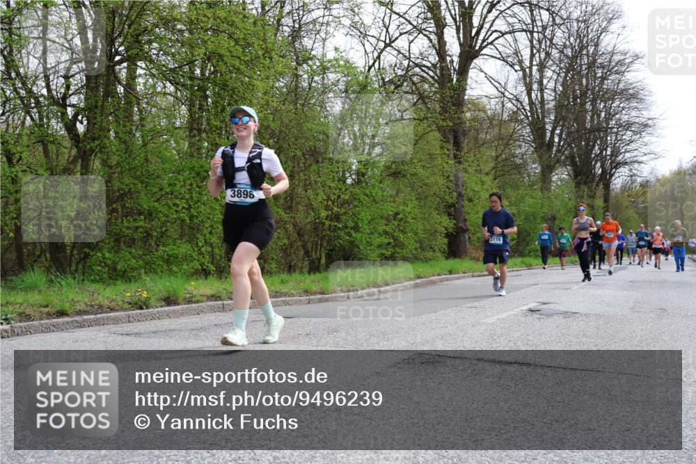 12.04.2026 - 45. Internationalen Wilhelmsburger Insellauf Yannick Fuchs http://msf.ph/oto/9496239 12.04.2026 13:07:34 Laufen 3898, 2116 meine-sportfotos.de