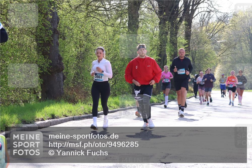 12.04.2026 - 45. Internationalen Wilhelmsburger Insellauf Yannick Fuchs http://msf.ph/oto/9496285 12.04.2026 10:52:28 Laufen 2862, 4870, 2193, 374, 3679, 2449 meine-sportfotos.de