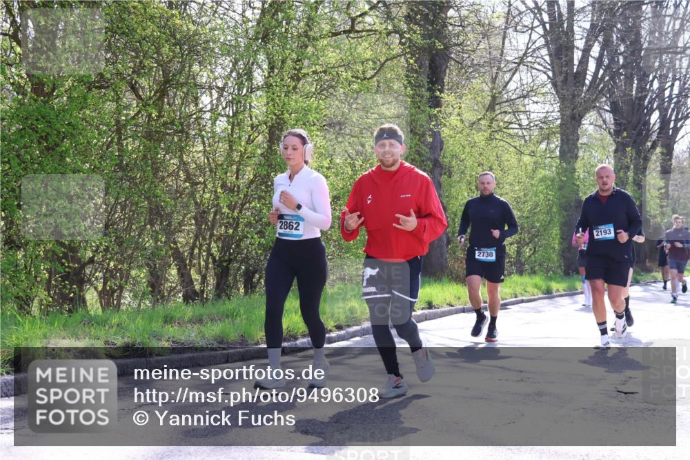 12.04.2026 - 45. Internationalen Wilhelmsburger Insellauf Yannick Fuchs http://msf.ph/oto/9496308 12.04.2026 10:52:31 Laufen 2862, 2730, 2193 meine-sportfotos.de