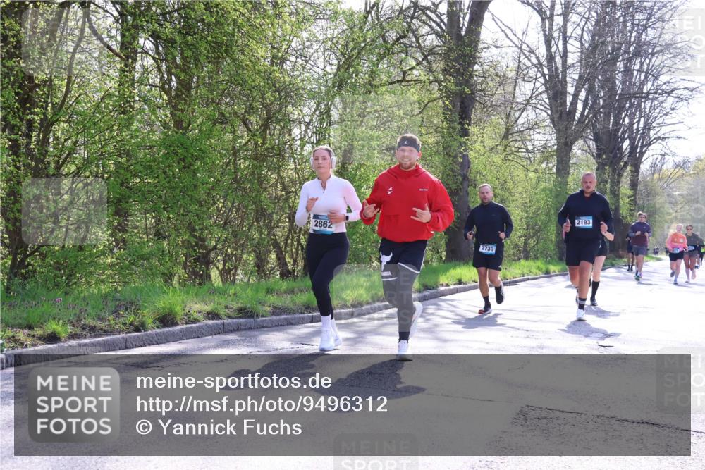 12.04.2026 - 45. Internationalen Wilhelmsburger Insellauf Yannick Fuchs http://msf.ph/oto/9496312 12.04.2026 10:52:31 Laufen 2862, 2730, 2193 meine-sportfotos.de