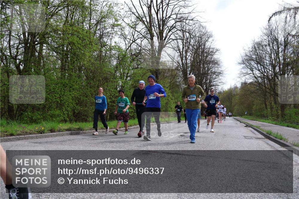 12.04.2026 - 45. Internationalen Wilhelmsburger Insellauf Yannick Fuchs http://msf.ph/oto/9496337 12.04.2026 13:07:45 Laufen 4690, 5204, 5716, 4594, 4284 meine-sportfotos.de