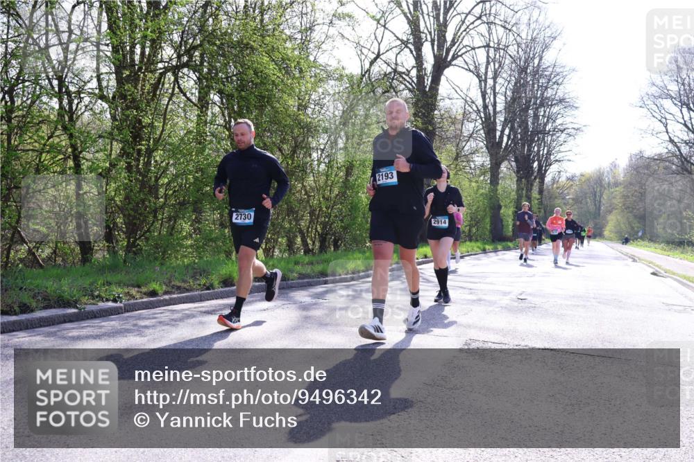 12.04.2026 - 45. Internationalen Wilhelmsburger Insellauf Yannick Fuchs http://msf.ph/oto/9496342 12.04.2026 10:52:33 Laufen 2730, 2193, 2914 meine-sportfotos.de