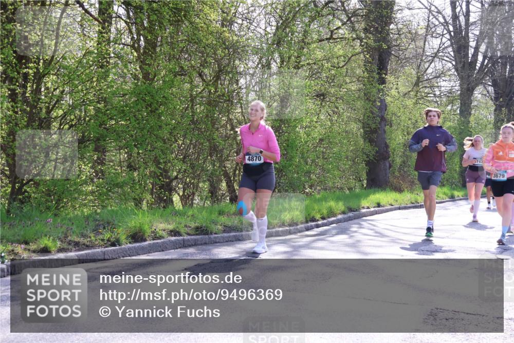12.04.2026 - 45. Internationalen Wilhelmsburger Insellauf Yannick Fuchs http://msf.ph/oto/9496369 12.04.2026 10:52:36 Laufen 4870, 743, 3679 meine-sportfotos.de