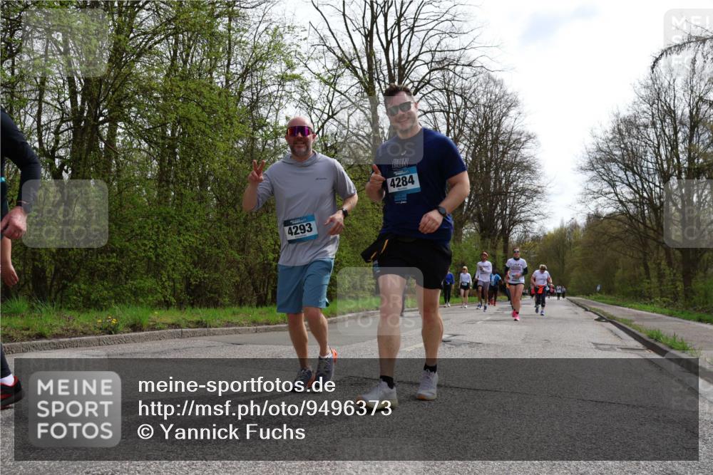 12.04.2026 - 45. Internationalen Wilhelmsburger Insellauf Yannick Fuchs http://msf.ph/oto/9496373 12.04.2026 13:07:48 Laufen 4293, 4284 meine-sportfotos.de