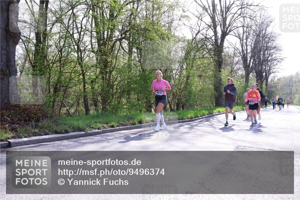 12.04.2026 - 45. Internationalen Wilhelmsburger Insellauf Yannick Fuchs http://msf.ph/oto/9496374 12.04.2026 10:52:37 Laufen 4870, 3679 meine-sportfotos.de