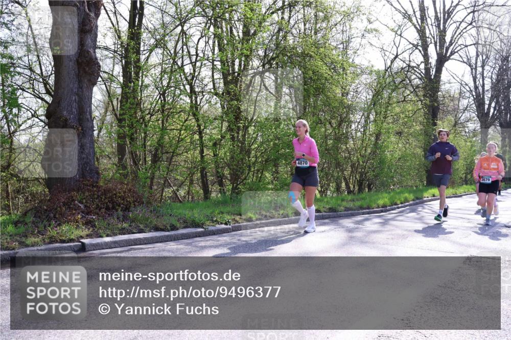12.04.2026 - 45. Internationalen Wilhelmsburger Insellauf Yannick Fuchs http://msf.ph/oto/9496377 12.04.2026 10:52:37 Laufen 4870, 3679 meine-sportfotos.de