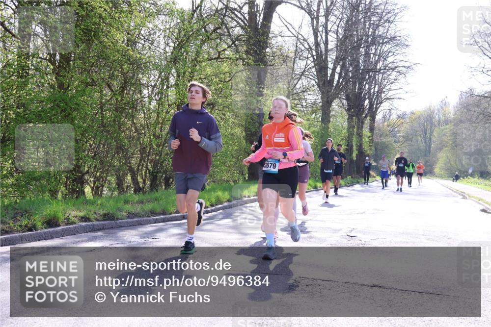 12.04.2026 - 45. Internationalen Wilhelmsburger Insellauf Yannick Fuchs http://msf.ph/oto/9496384 12.04.2026 10:52:38 Laufen 3679 meine-sportfotos.de