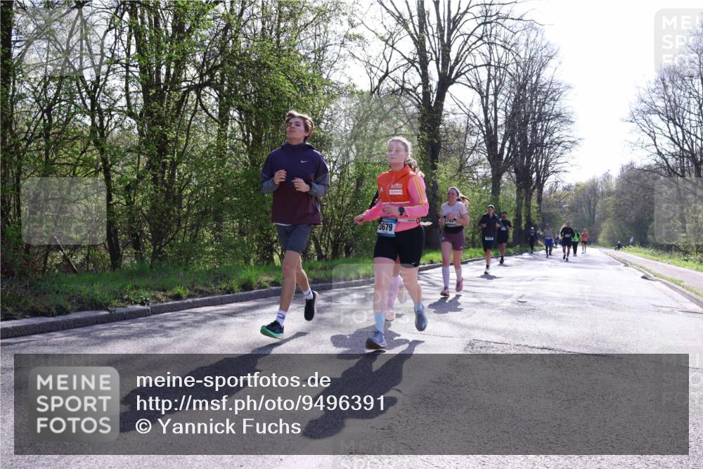 12.04.2026 - 45. Internationalen Wilhelmsburger Insellauf Yannick Fuchs http://msf.ph/oto/9496391 12.04.2026 10:52:39 Laufen 3679 meine-sportfotos.de