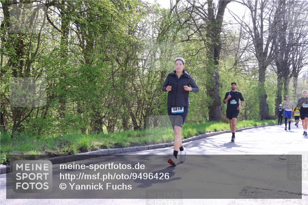 12.04.2026 - 45. Internationalen Wilhelmsburger Insellauf Yannick Fuchs http://msf.ph/oto/9496426 12.04.2026 10:52:42 Laufen 5818, 2330, 5810 meine-sportfotos.de